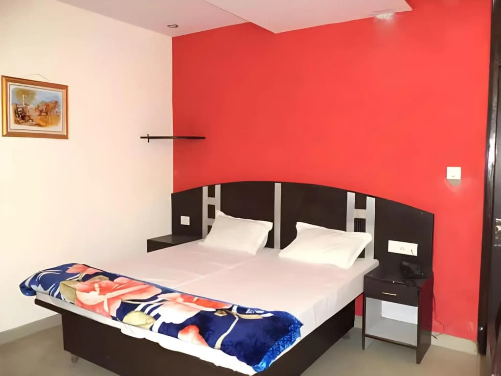 Hotel Surya Plaza - photo 6