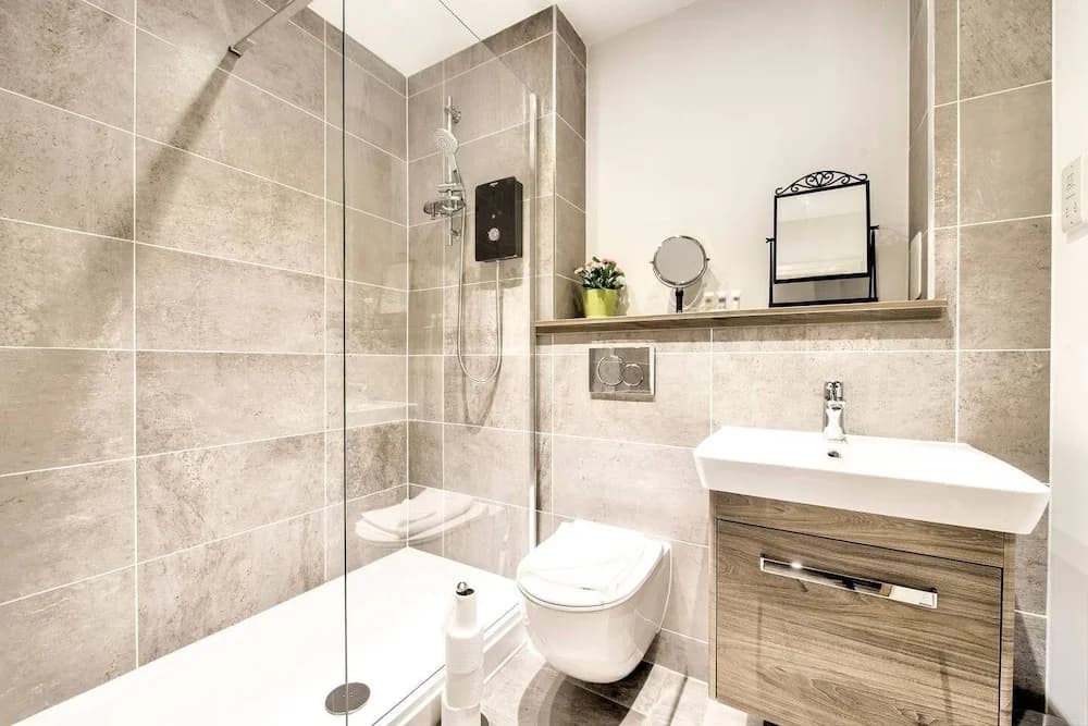 Stylish 2 Bed Apartment, With Easy Access To The City Centre - photo 7