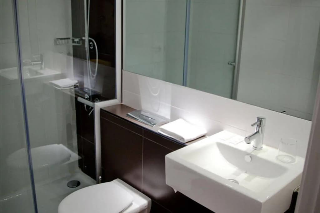 Hotel Urquinaona - photo 4