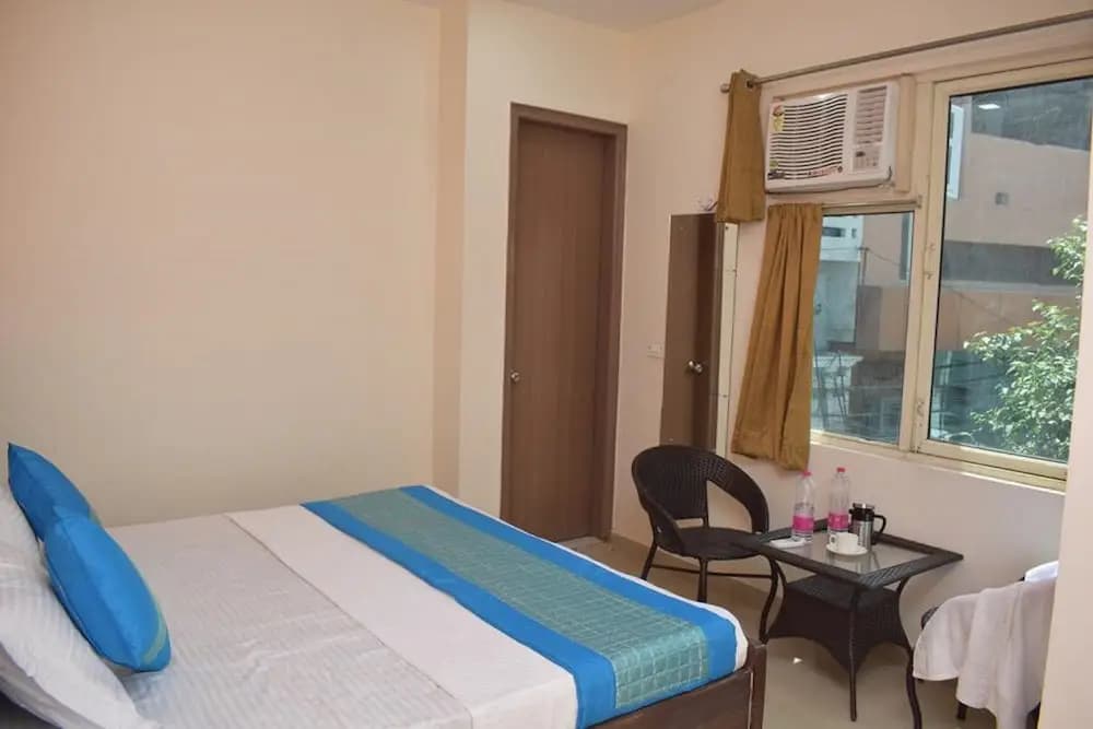 Aero Indus Hotel - photo 5