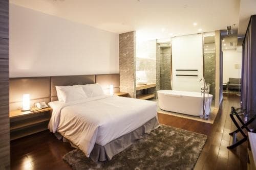Charm Suite Residence Saigon - photo 2