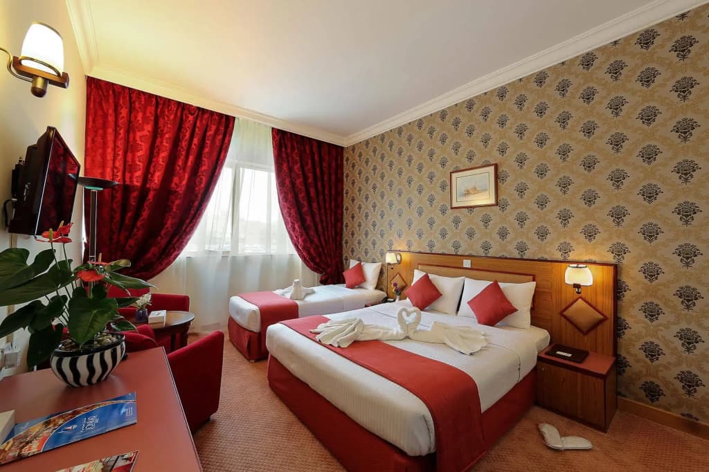 Jonrad Hotel - photo 5