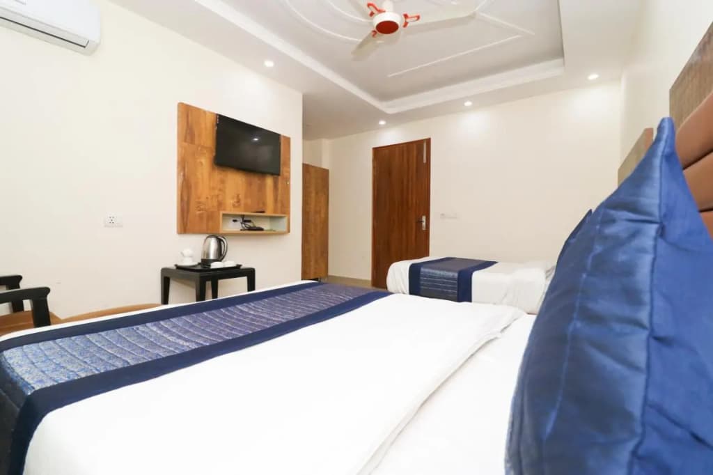 Hotel The Glory - photo 15