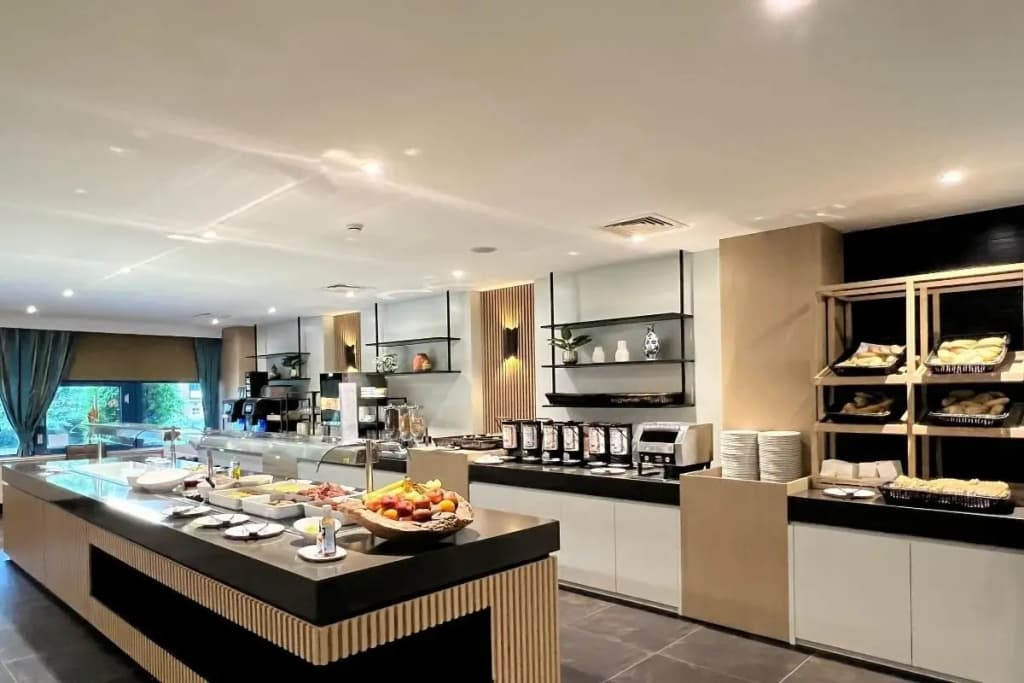 XO Hotels Blue Square - photo 13