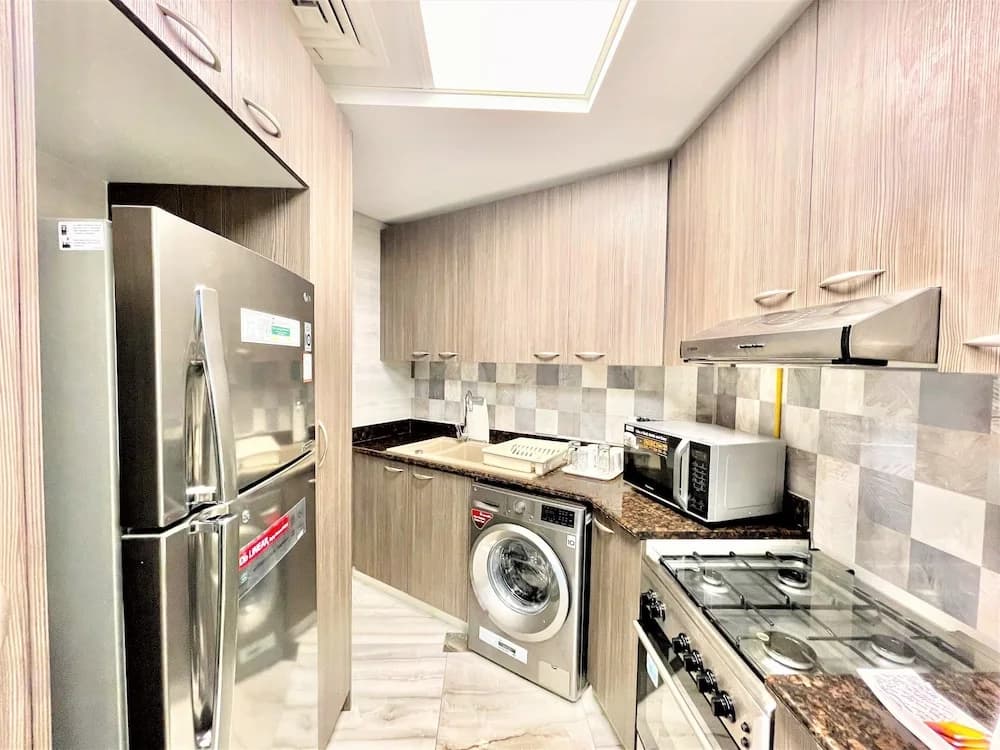 Spacious Marbella 2BR With Scenic Views - photo 17