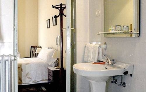 Hostal Delfina - photo 9