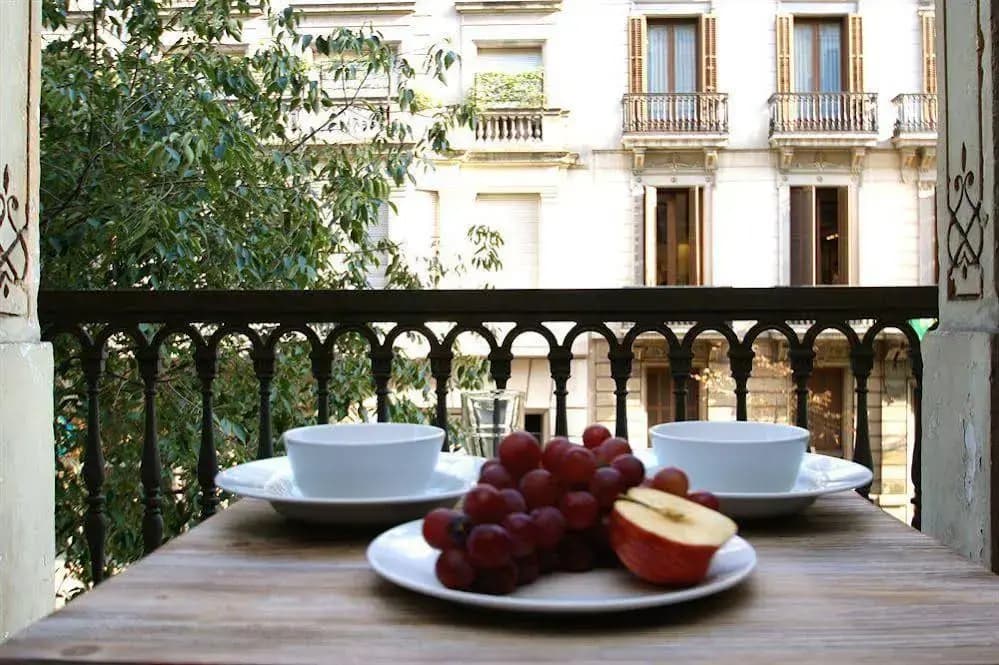 Paseo de Gracia Apartments - photo 7