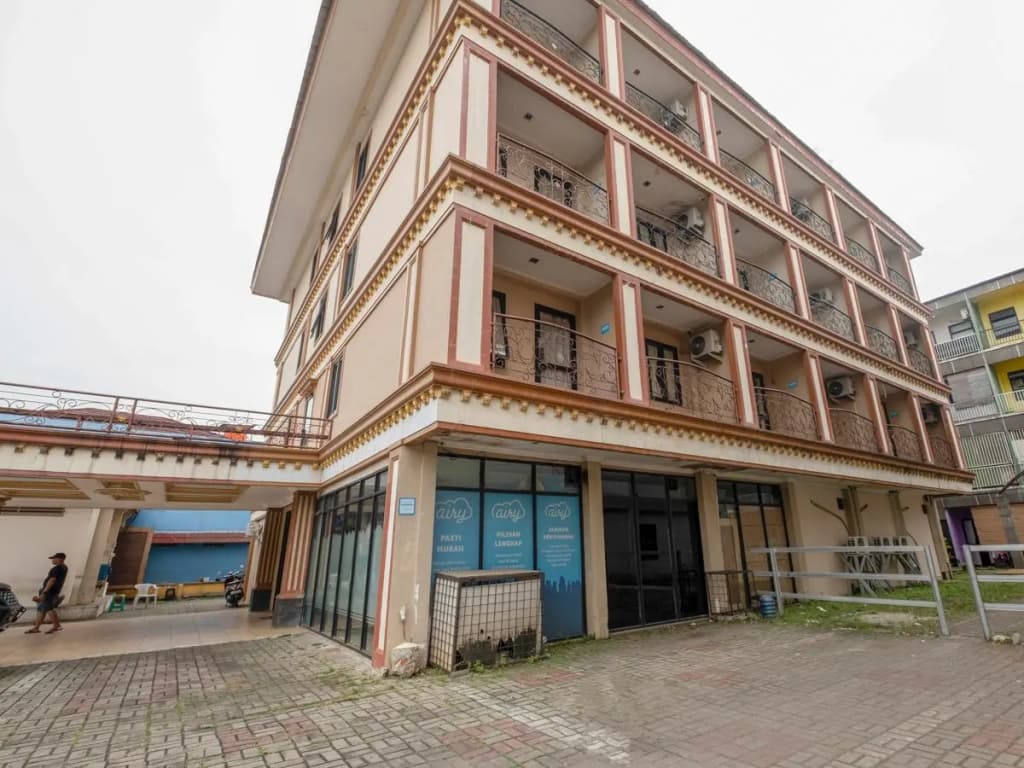 Hotel O Cibubur Near Cibubur Junction Formerly Comfort Residence - photo 4