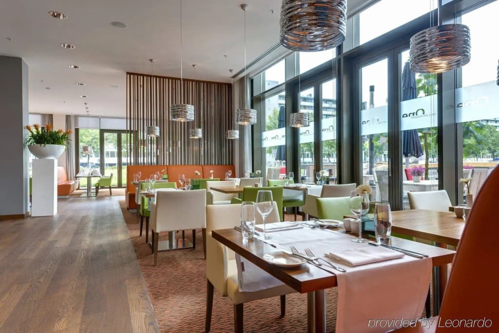 Crowne Plaza Amsterdam South by IHG - photo 26