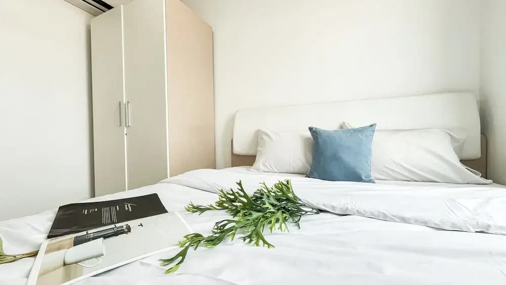 Minimalist Look 1Br At Apartment Vittoria Residence - photo 1