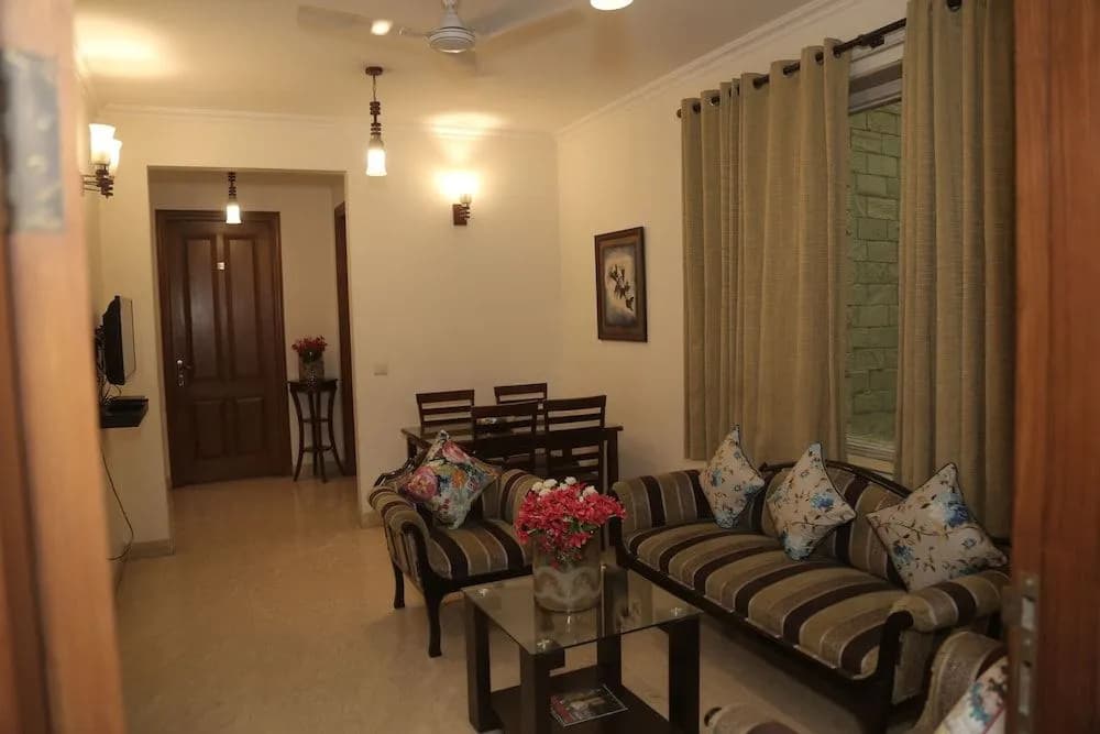 Apartment 18 - photo 12