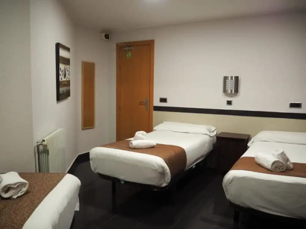 Hostal Levante - photo 16