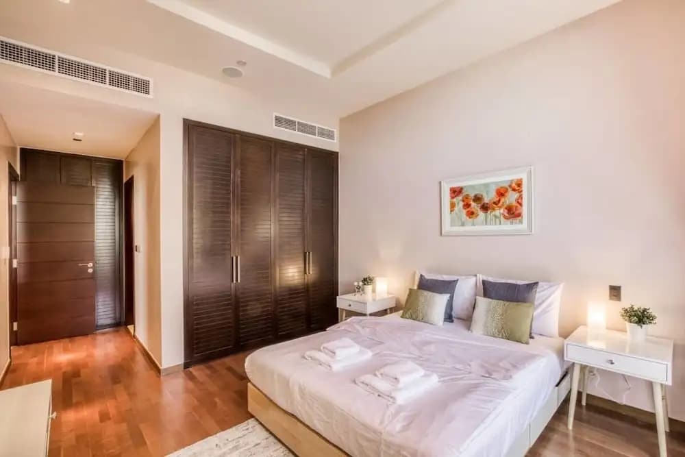 Private Beach & Pool Right on Your Doorstep! - photo 4