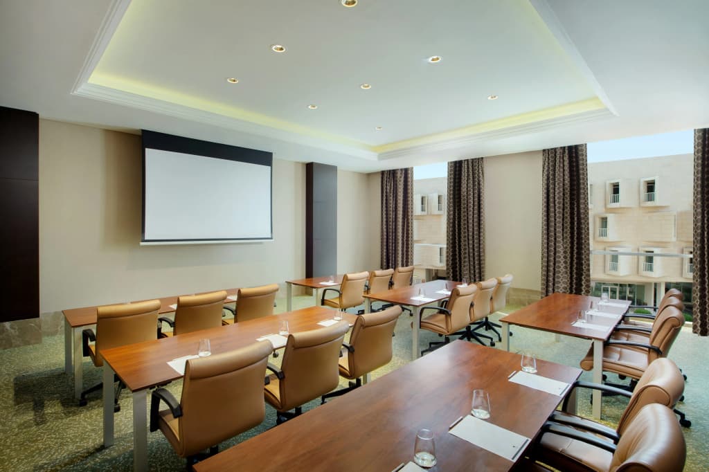 DoubleTree by Hilton Doha - Al Sadd - photo 17