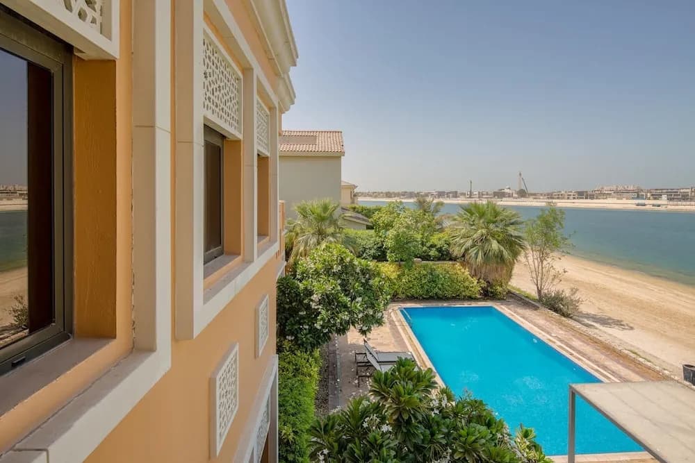 Prvt Pool Beach in Luxury Palm Jumeirah Villa - photo 24