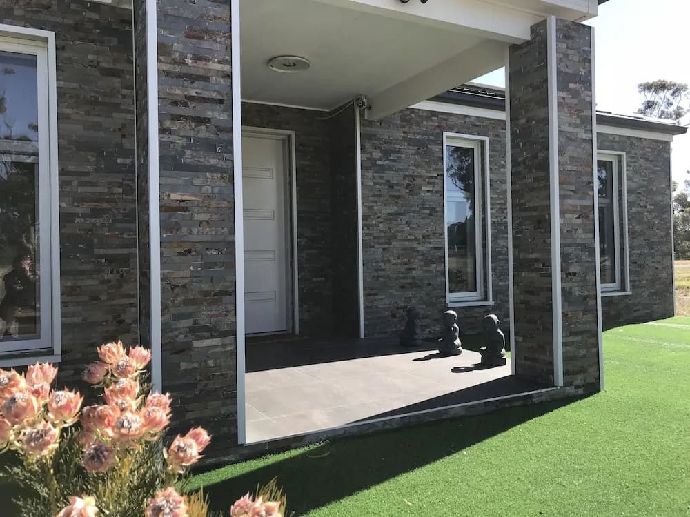 Bulla Hill Villas- Melbourne Airport - photo 17