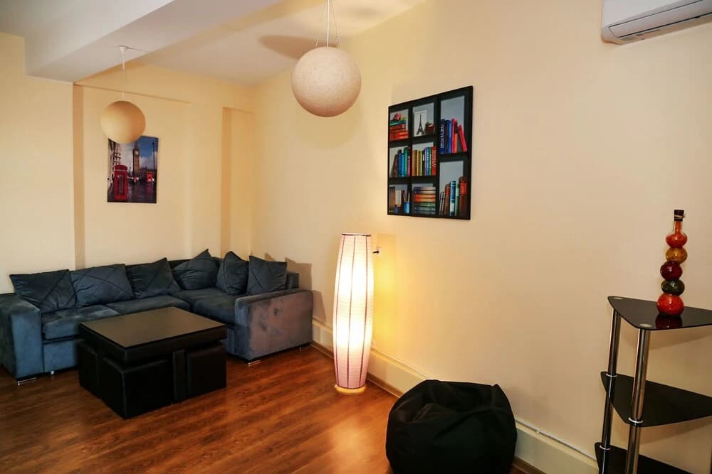 Hosthub old Tbilisi Apartment - photo 8