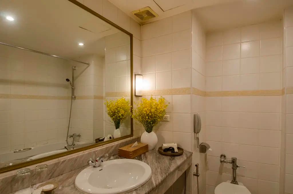 The Tarntawan Hotel Surawong Bangkok - photo 19