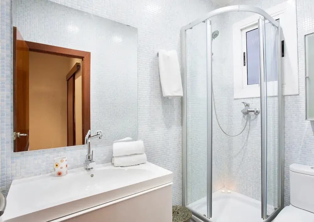 Premium Apartment in Barcelona - photo 14