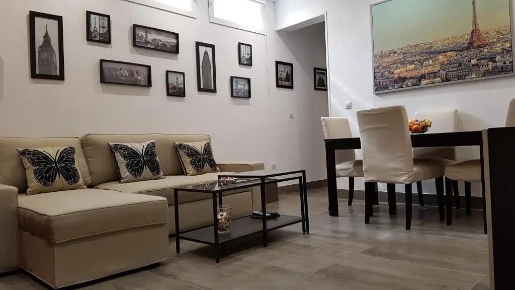 Apartment Meson de Paredes - photo 3