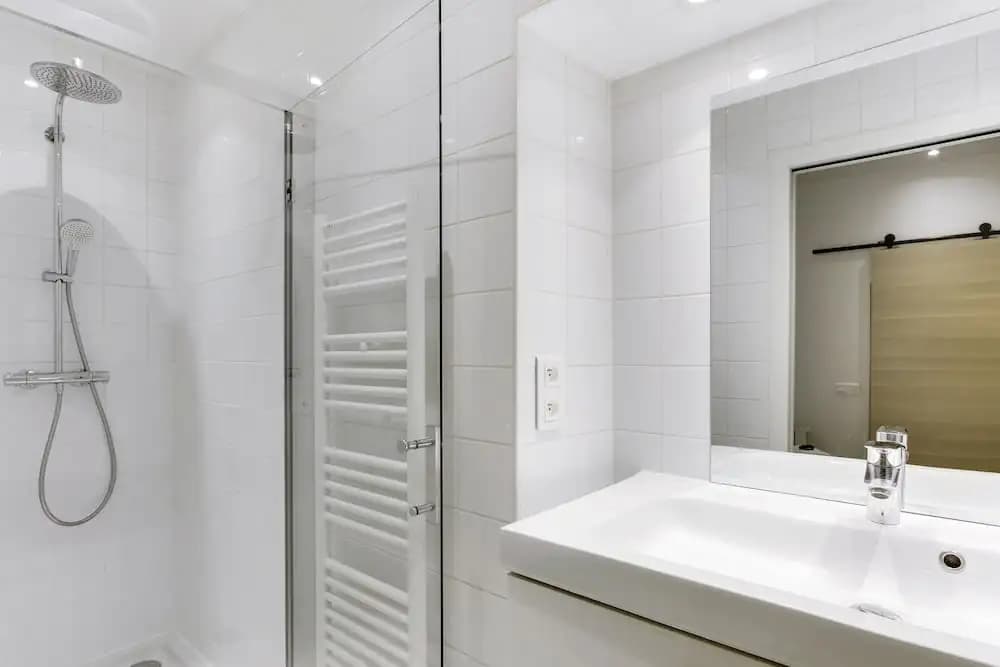 Pick A Flat's Passage Cardinet apartment - photo 13