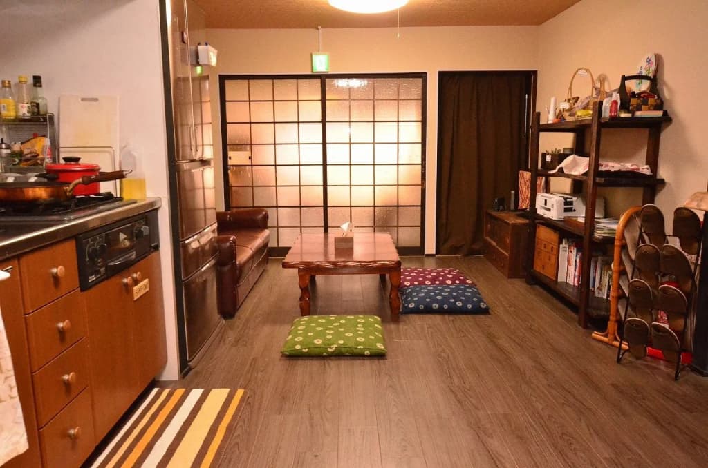 Colours - Hostel - photo 15