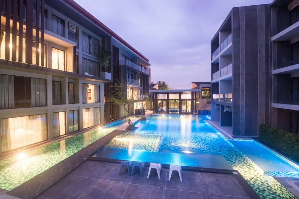 Maya Phuket Airport Hotel - photo 12