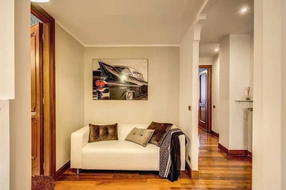 Spanish Steps Miracle Suite - photo 6
