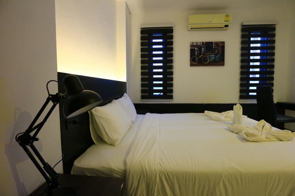 AZZ Hotel - photo 2