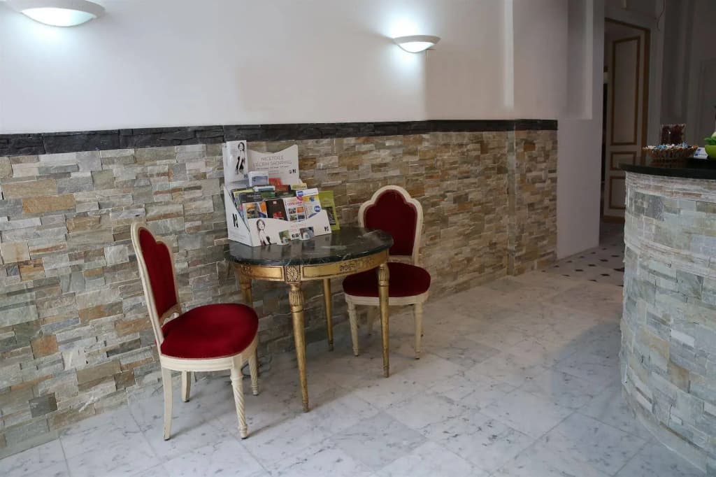 Hôtel Armenonville - photo 12