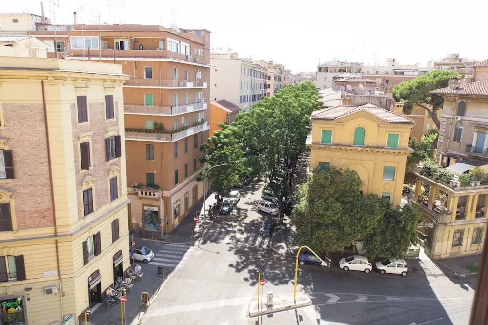 Giovanni Classic Apartment - photo 14