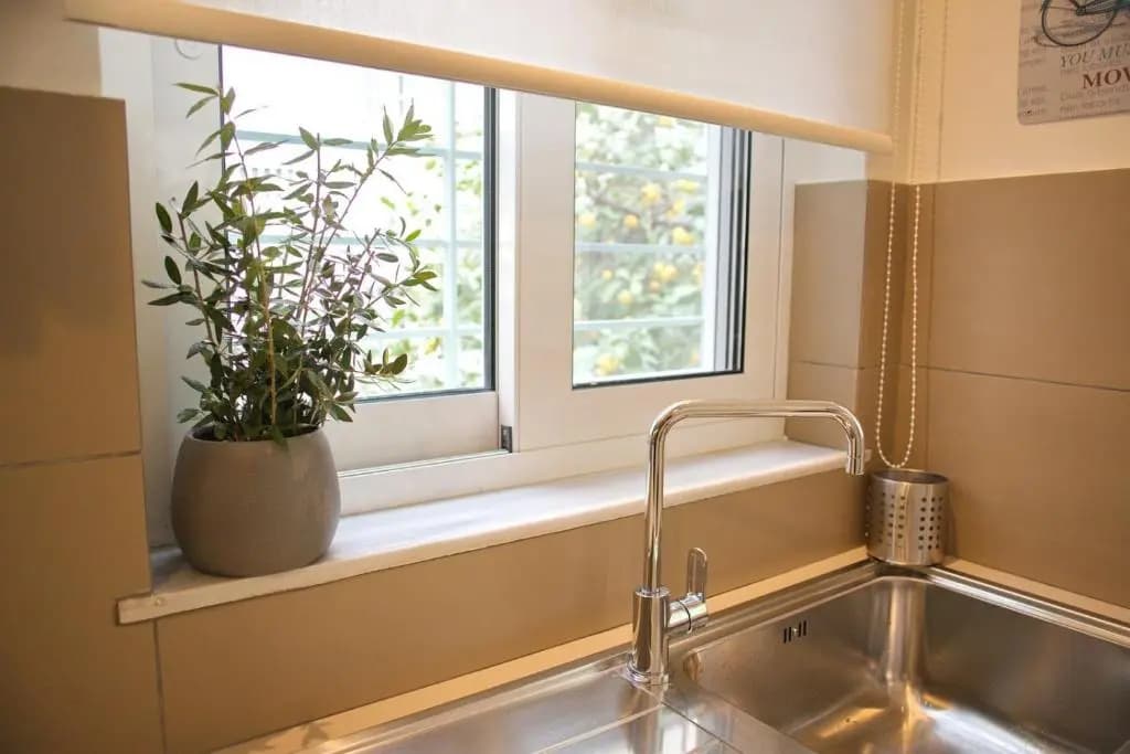 Athens Bounty Garden House 2BR 2BA Free Parking - photo 6