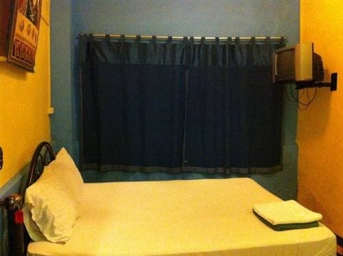 Gaeng Phet Restaurant & Guesthouse - photo 16