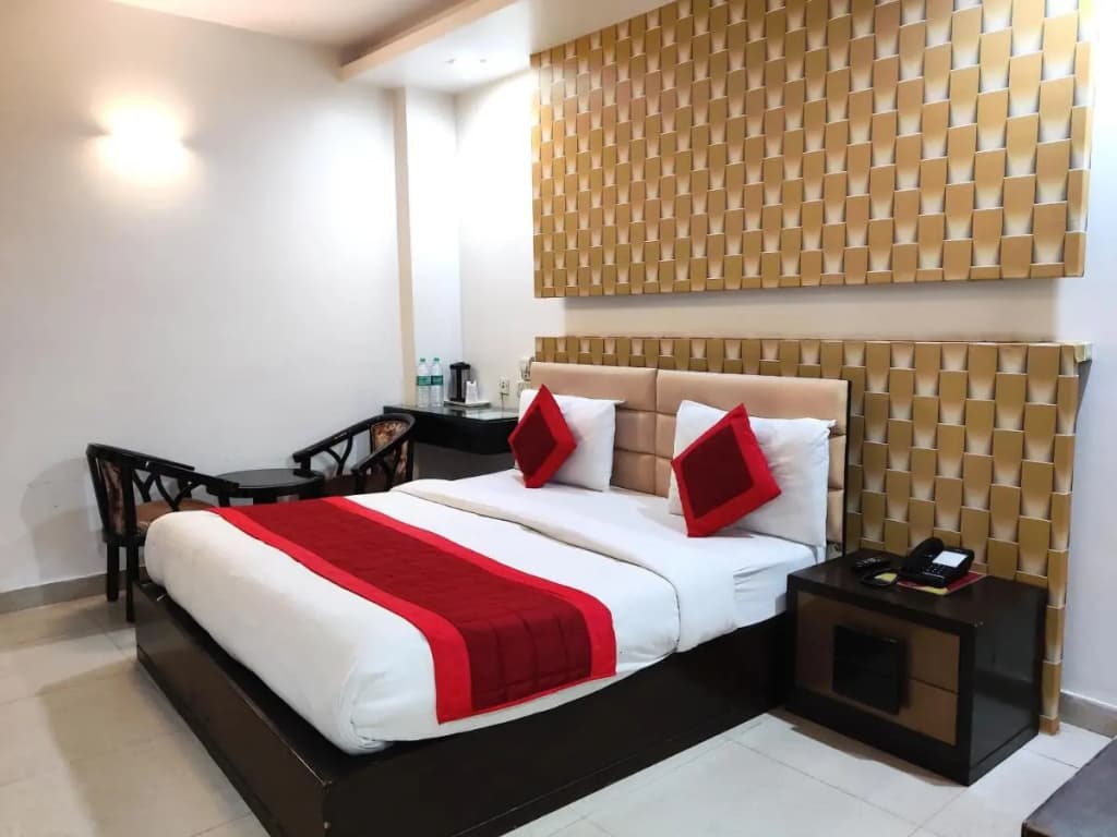 Hotel Delhi Pride - photo 11