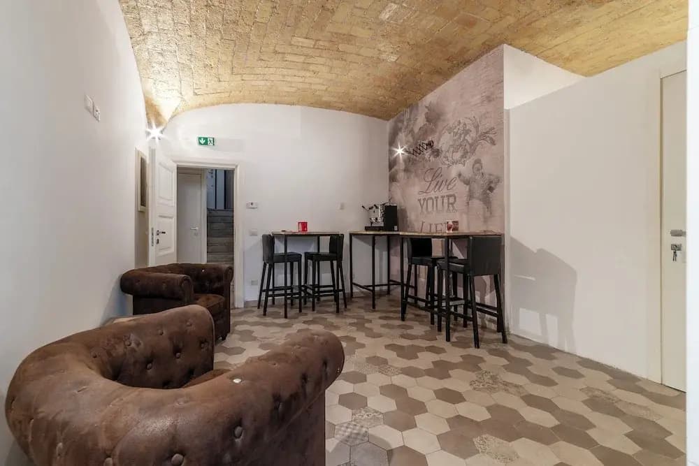 Major 93 Guesthouse - photo 13
