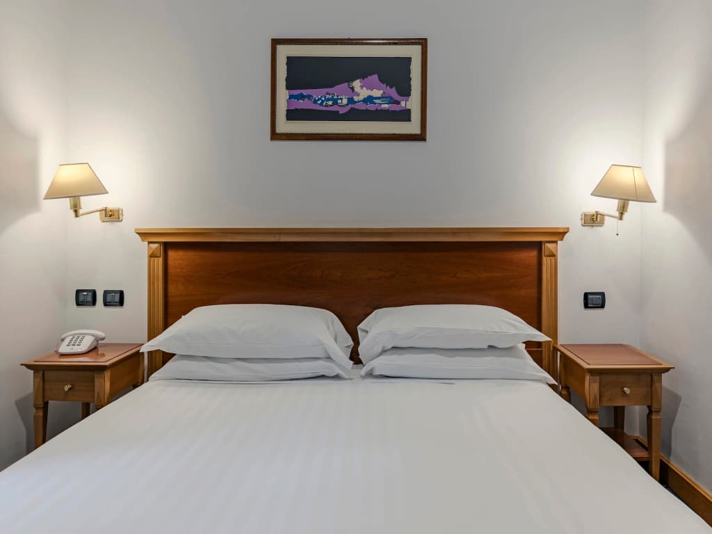 Hotel Diplomatic - photo 37