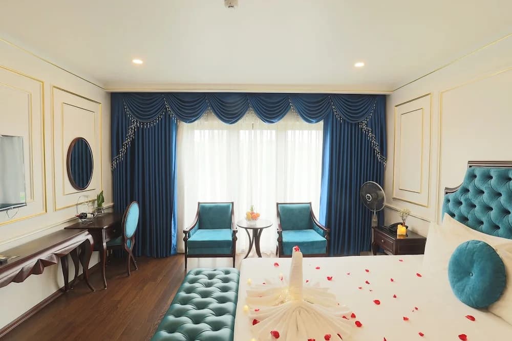 Royal Văn Phú Hotel - photo 9