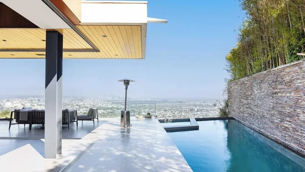 Hollywood Overlook by Avantstay Private Pool + Hot Tub Panoramic Views - photo 14