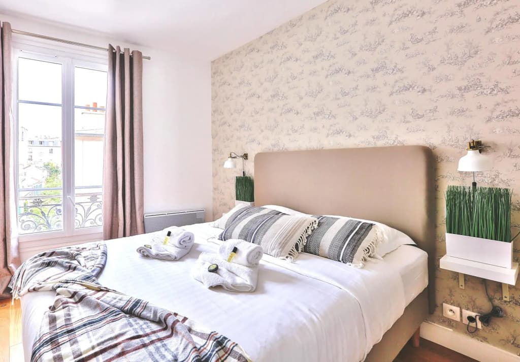 B 823 - Buttes Chaumont - Spacieux appartement - photo 4