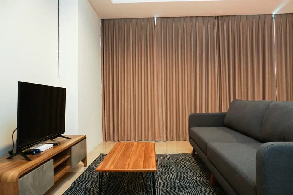 Exclusive 1BR Veranda Residence @ Puri Apartment - photo 5