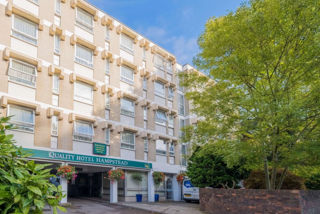 Quality Hotel Hampstead - photo 1