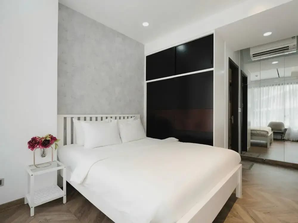 Midtown Citypoint Central Suites - photo 28