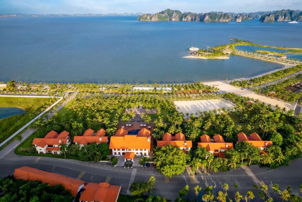 Tuan Chau Resort Halong - photo 13