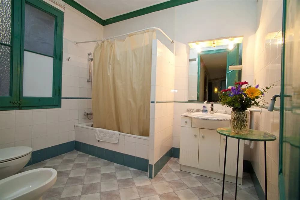 Hostal Medea - photo 10