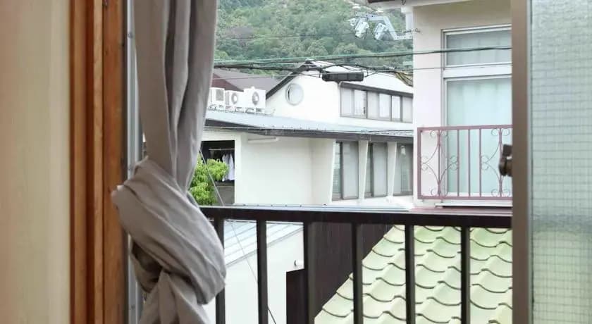 Golden Pavilion House - photo 5