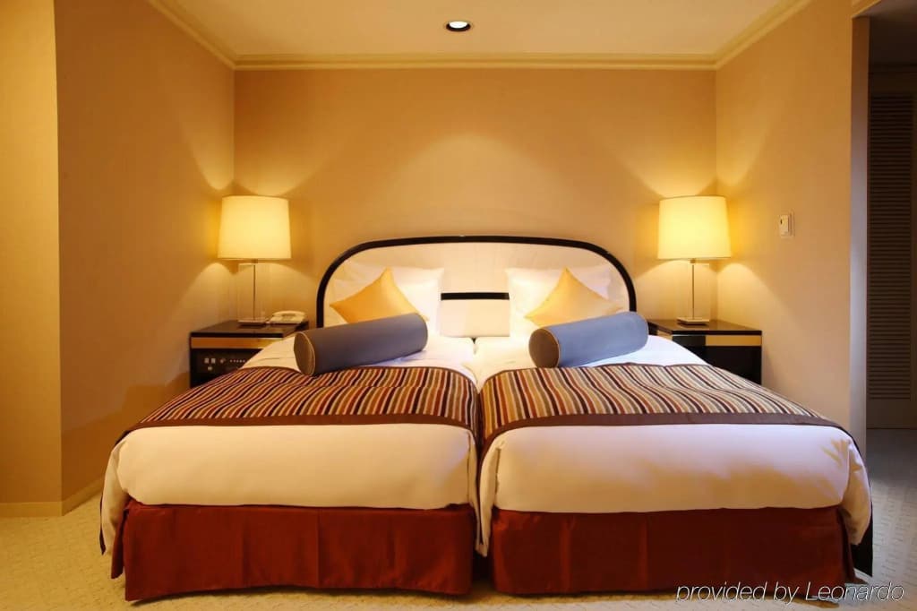 ANA Crowne Plaza Osaka - photo 5