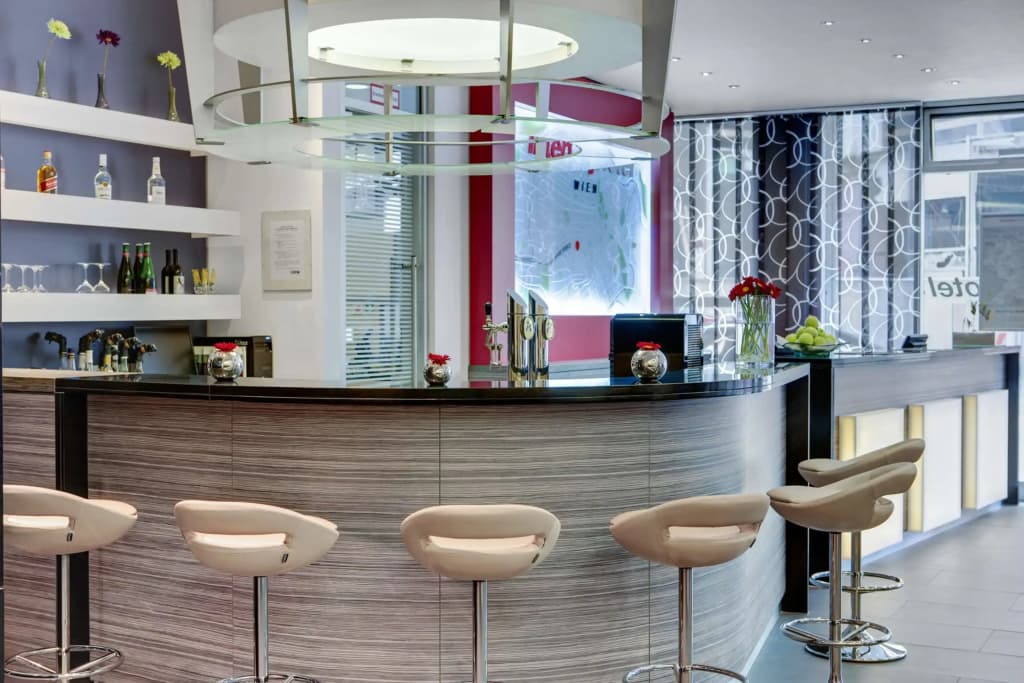 IntercityHotel Wien - photo 28