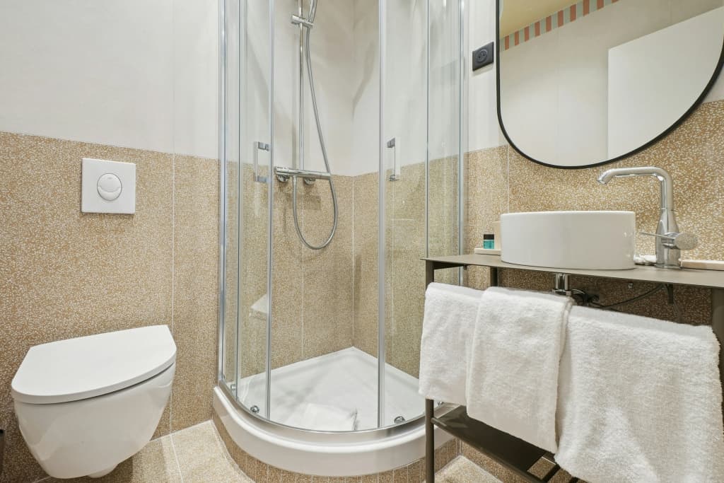 D'win Hotel - photo 8