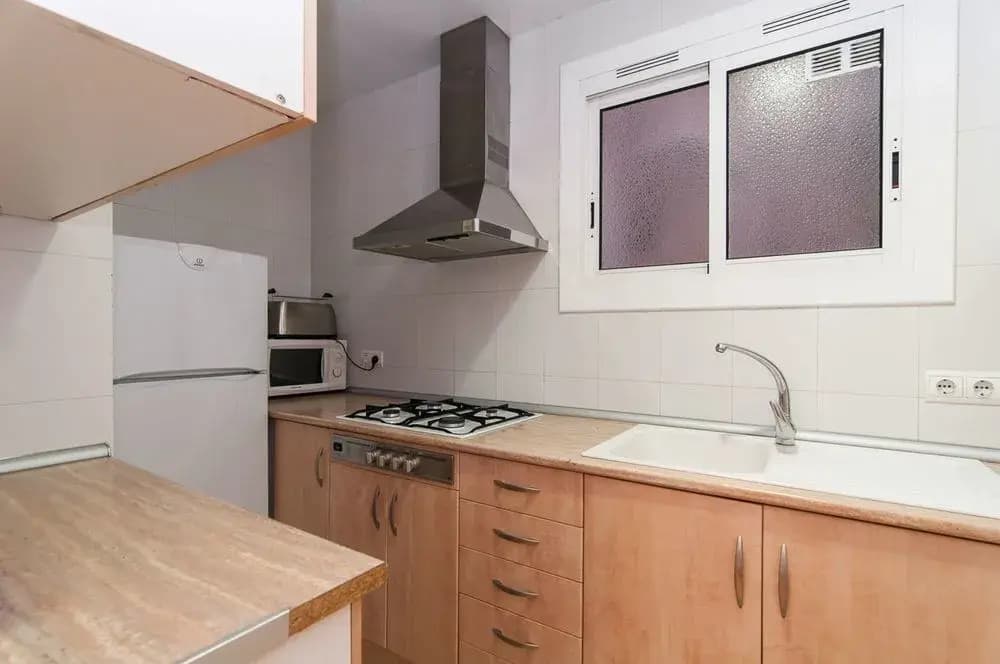 Bbarcelona Central Eixample Flats - photo 16