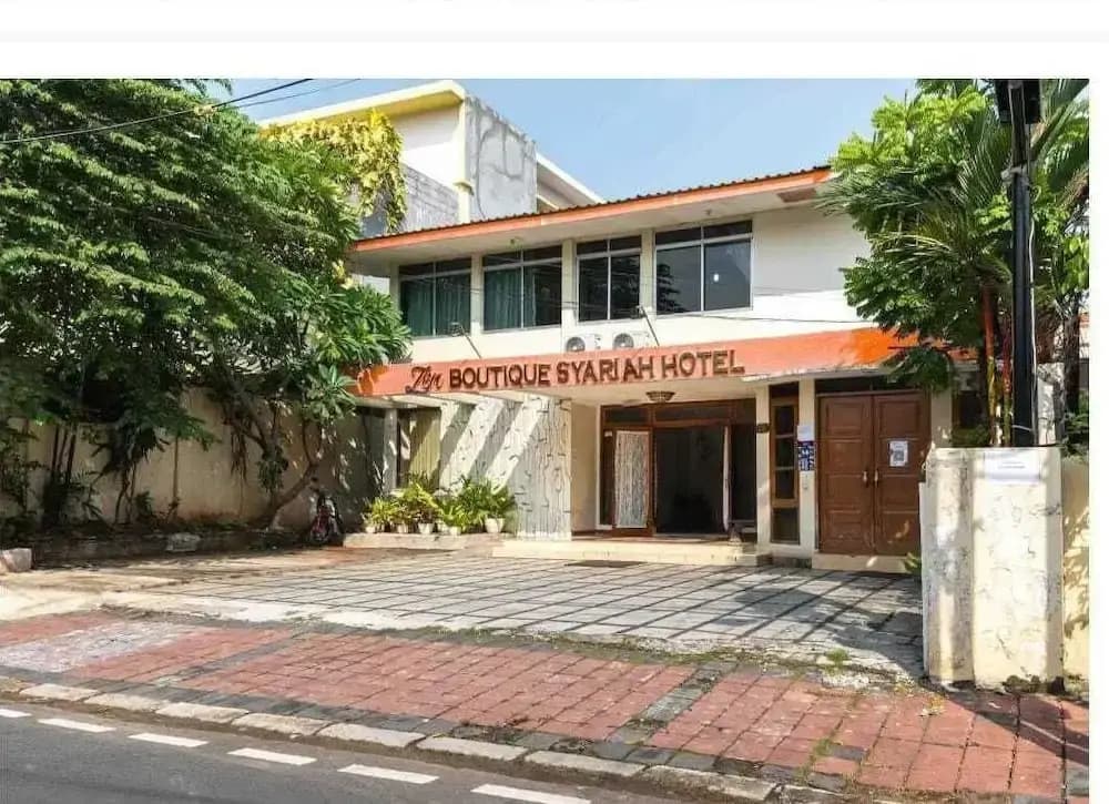Zen Boutique Syariah Hotel - photo 1